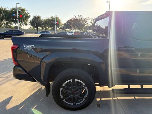 Used 2024 Toyota Tacoma TRD Sport RWD image 11