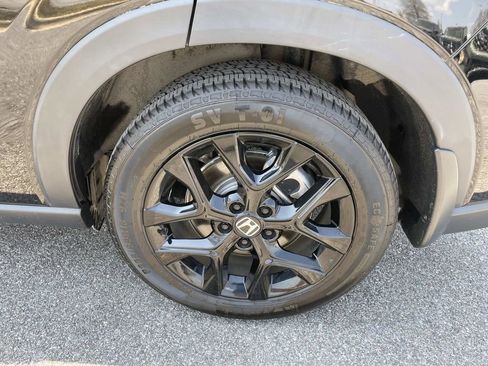 Used 2024 Honda HR-V Sport image 10