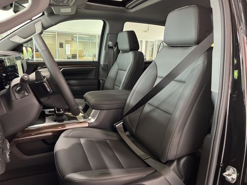 New 2026 Chevrolet Silverado 1500 LT Trail Boss w/ LT Trail Boss Premium Package AWD/4WD image 11