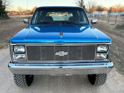 Used 1988 Chevrolet Blazer 4WD image 9