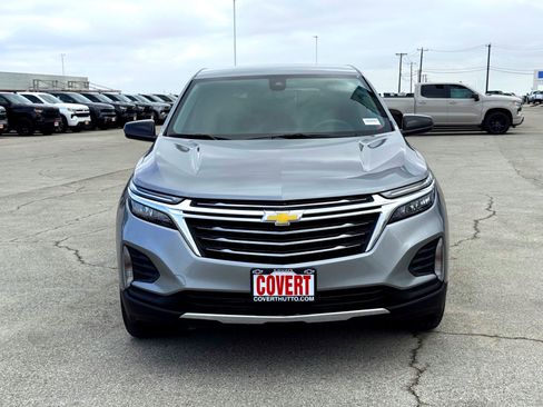 Used 2023 Chevrolet Equinox LT image 3