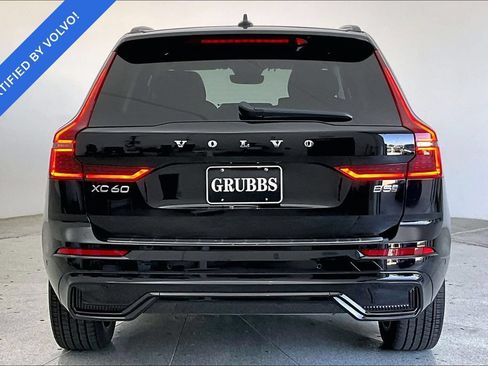 Certified 2026 Volvo XC60 B5 Plus AWD/4WD image 5