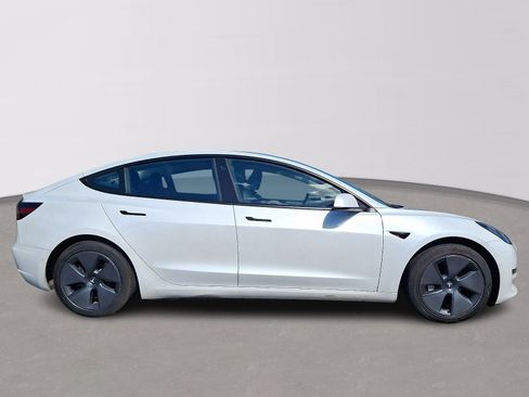 Used 2021 Tesla Model 3 Standard Range Plus RWD image 7