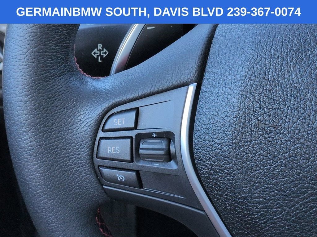 Used 2017 BMW 330i xDrive Sedan AWD/4WD image 28