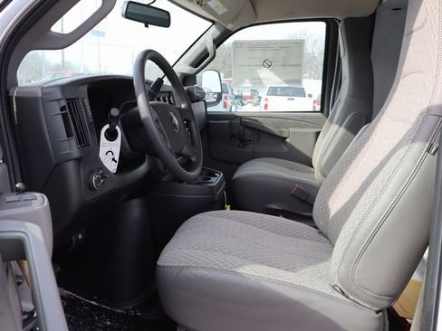 New 2025 Chevrolet Express 3500 w/ Power Convenience Package image 6