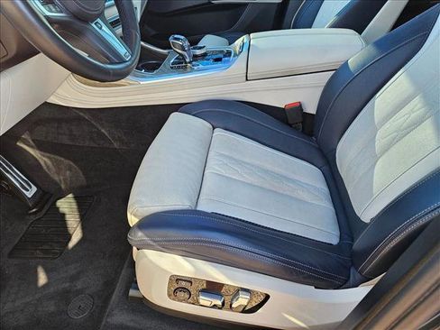 Used 2022 BMW X7 M50i w/ Dynamic Handling Package image 16