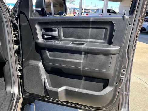 Used 2019 RAM 1500 Express w/ Express Value Package image 21