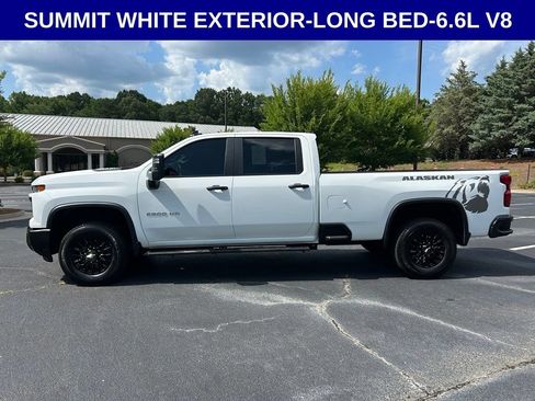 Used 2025 Chevrolet Silverado 2500 W/T AWD/4WD image 6