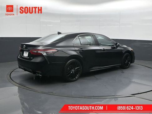 Used 2024 Toyota Camry XSE FWD image 2