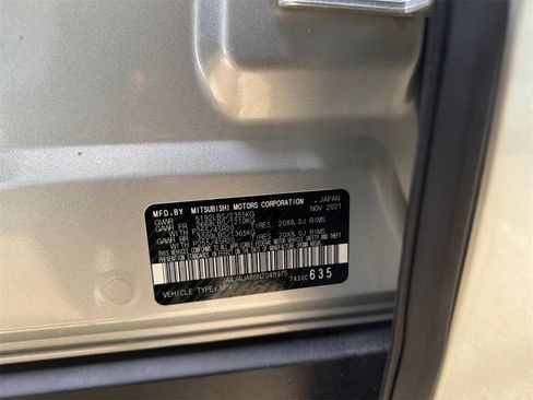 Used 2022 Mitsubishi Outlander SE image 31