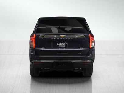 Used 2022 Chevrolet Suburban LT w/ Luxury Package