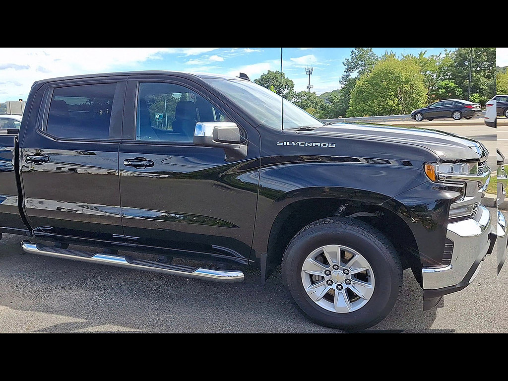 Used 2020 Chevrolet Silverado 1500 LT w/ All-Star Edition AWD/4WD image 2