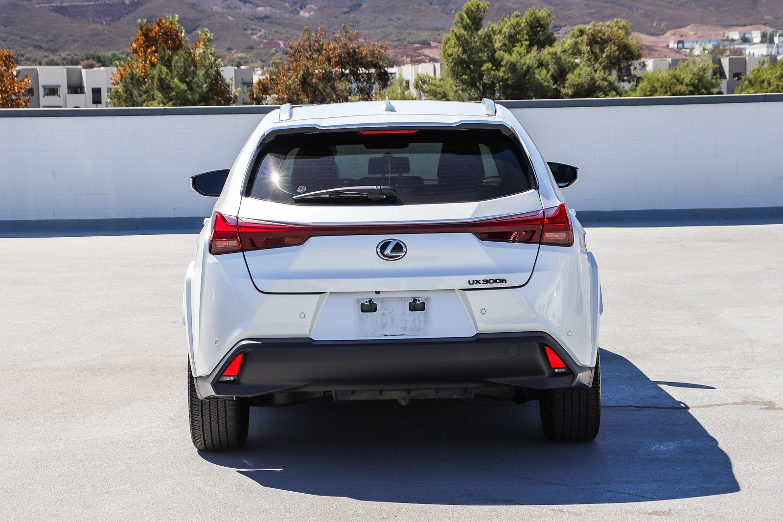 Used 2025 Lexus UX 300h FWD w/ Accessory Package (Z2) image 5