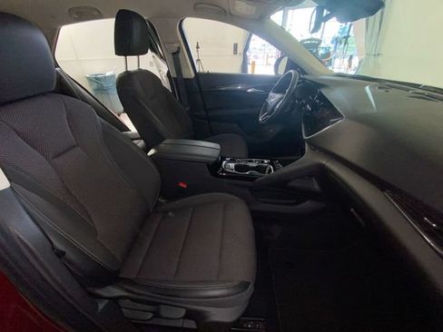 Used 2022 Buick Envision Preferred FWD image 37