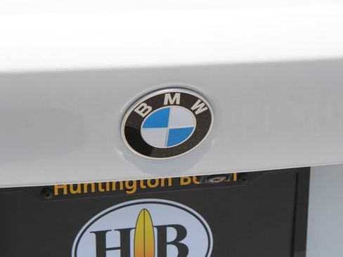 Used 2025 BMW 330i Sedan RWD image 8