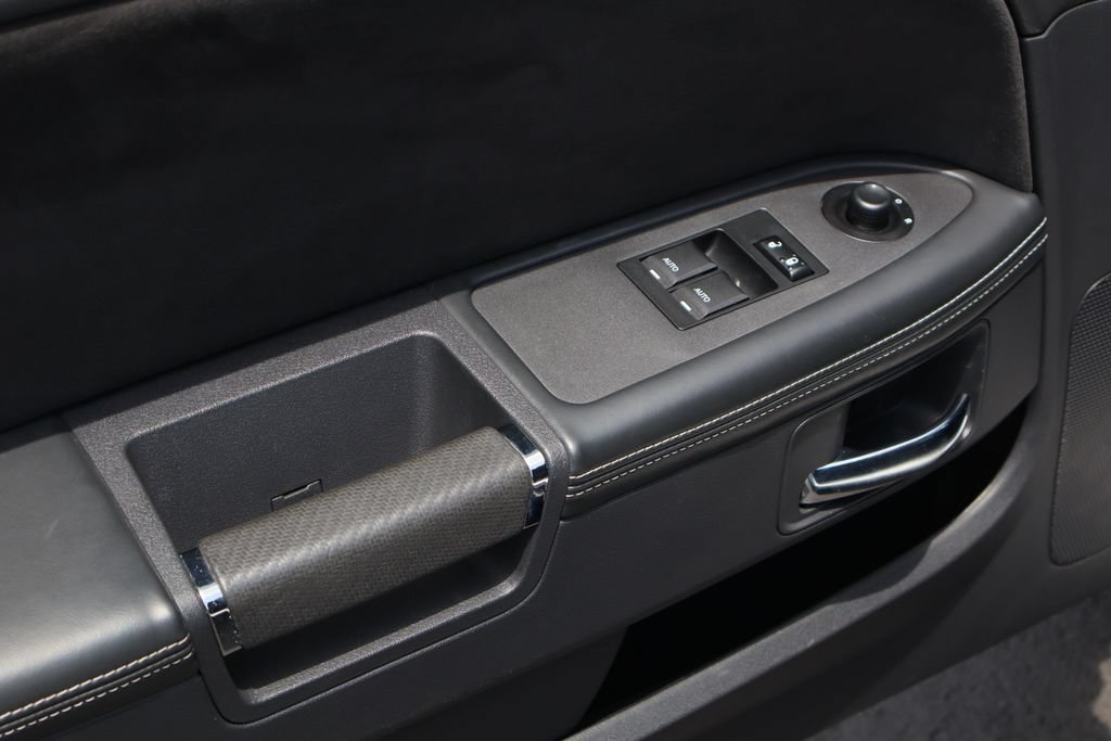 Used 2008 Dodge Challenger SRT8 RWD image 19