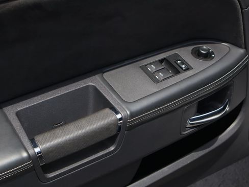 Used 2008 Dodge Challenger SRT8 RWD image 19