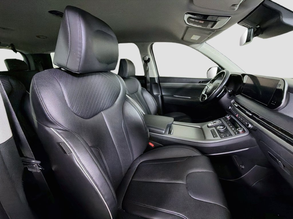 Used 2024 Hyundai Palisade SEL FWD image 32