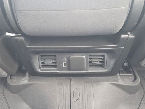 Used 2022 GMC Sierra 1500 Elevation RWD image 23