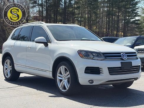 Used 2013 Volkswagen Touareg Executive image 8
