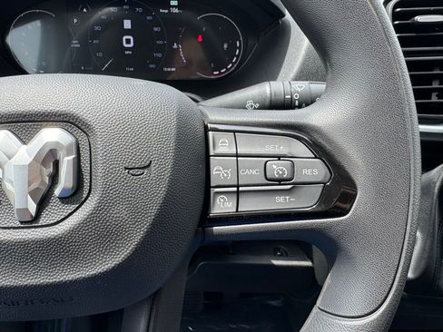 New 2025 RAM ProMaster 3500 w/ Quick Order Package 22G SLT image 6