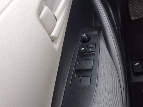 Used 2023 Toyota Corolla LE FWD image 8