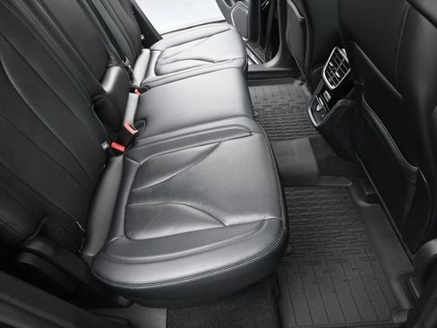 Used 2023 Lincoln Nautilus Reserve AWD/4WD image 19