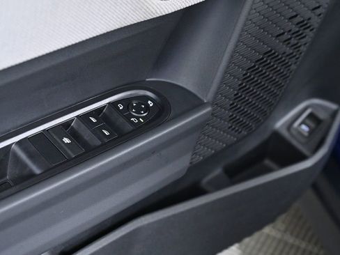 Certified 2025 MINI Cooper S image 26