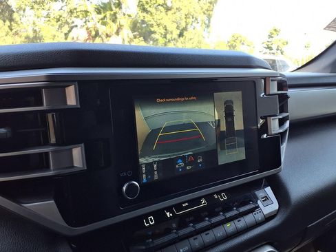 Certified 2025 Toyota Sequoia SR5 AWD/4WD image 9