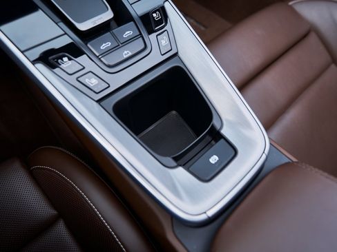 Used 2021 Porsche 911 Turbo S image 51