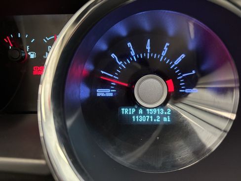 Used 2011 Ford Mustang V6 w/ 101A Rapid Spec Order Code image 15