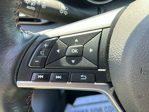 Certified 2023 Nissan Sentra SR FWD image 11