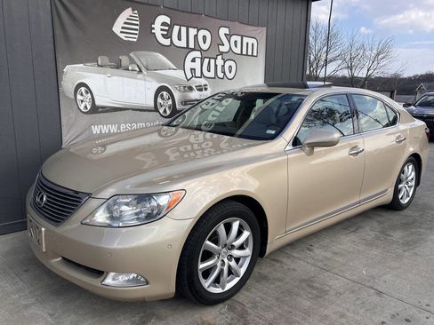 Used 2008 Lexus LS 460 RWD image 2