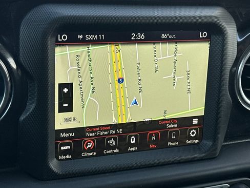 Used 2022 Jeep Wrangler Unlimited Sahara AWD/4WD image 19
