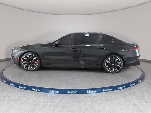 Used 2026 BMW 550e xDrive AWD/4WD image 11
