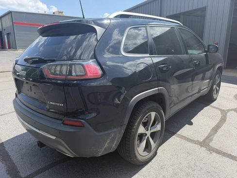 Used 2019 Jeep Cherokee Limited AWD/4WD image 4