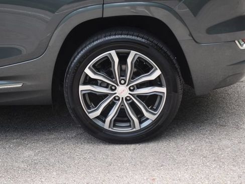 Used 2020 GMC Terrain Denali w/ Denali Premium Package AWD/4WD image 28
