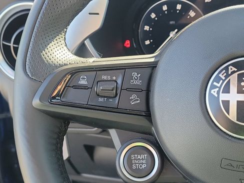 Used 2025 Alfa Romeo Stelvio Sprint AWD/4WD image 26