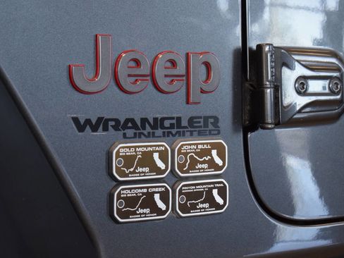 Used 2018 Jeep Wrangler Unlimited Rubicon image 13