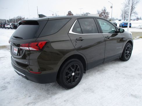 Used 2023 Chevrolet Equinox LT image 6