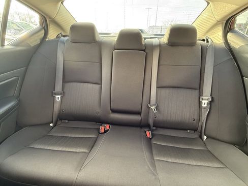 Used 2024 Nissan Altima 2.5 SV image 21