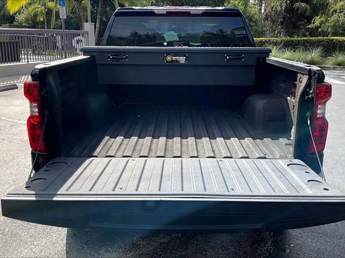 Used 2023 Chevrolet Silverado 1500 Custom image 31