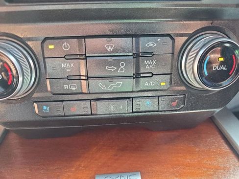 Used 2018 Ford F150 King Ranch w/ Equipment Group 601A Luxury AWD/4WD image 29