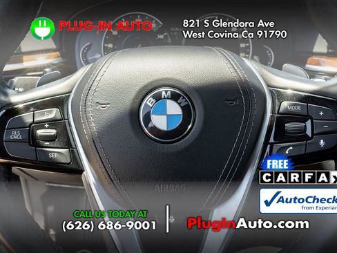 Used 2019 BMW 530e xDrive w/ Premium Package AWD/4WD image 21