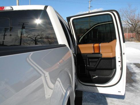 Used 2016 Ford F150 Limited w/ Trailer Tow Package image 17