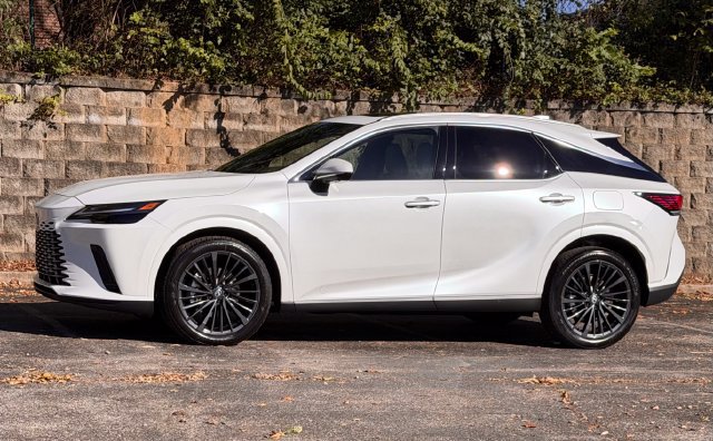 Used 2026 Lexus RX 350 Premium w/ Convenience Package AWD/4WD image 13