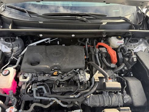 Used 2023 Toyota RAV4 Limited image 27