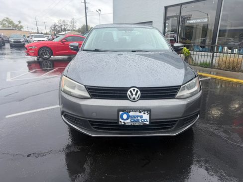 Used 2011 Volkswagen Jetta TDI image 8