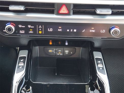 New 2026 Kia Sorento SX Prestige image 14