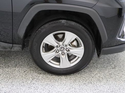 Certified 2025 Toyota RAV4 XLE FWD image 5